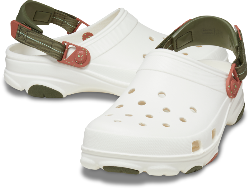Crocs Classic All Terrain Clog in Chalk Size UK12-3
