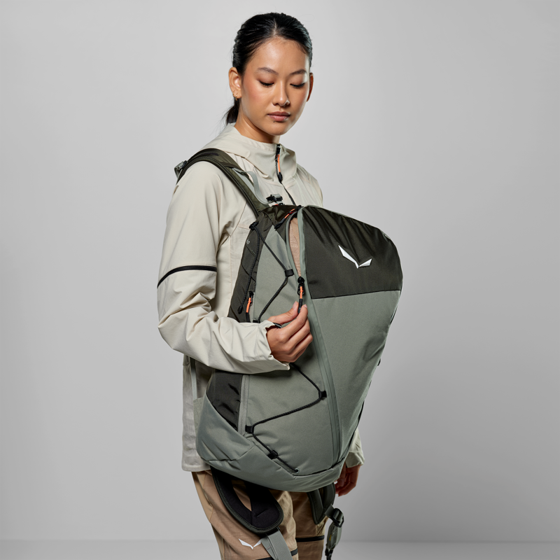 Salewa Puez 23L Backpack Womens in Multi-4