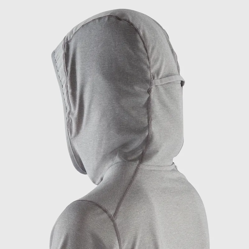 Fjallraven Abisko Sun Hoodie Womens in Ultramarine-6