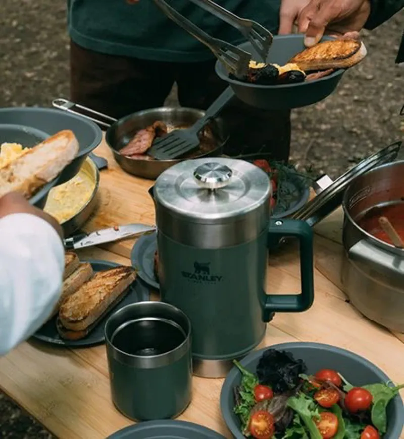 Stanley Classic Stay Hot French Press 1.4L for piping hot coffee outdoors-3