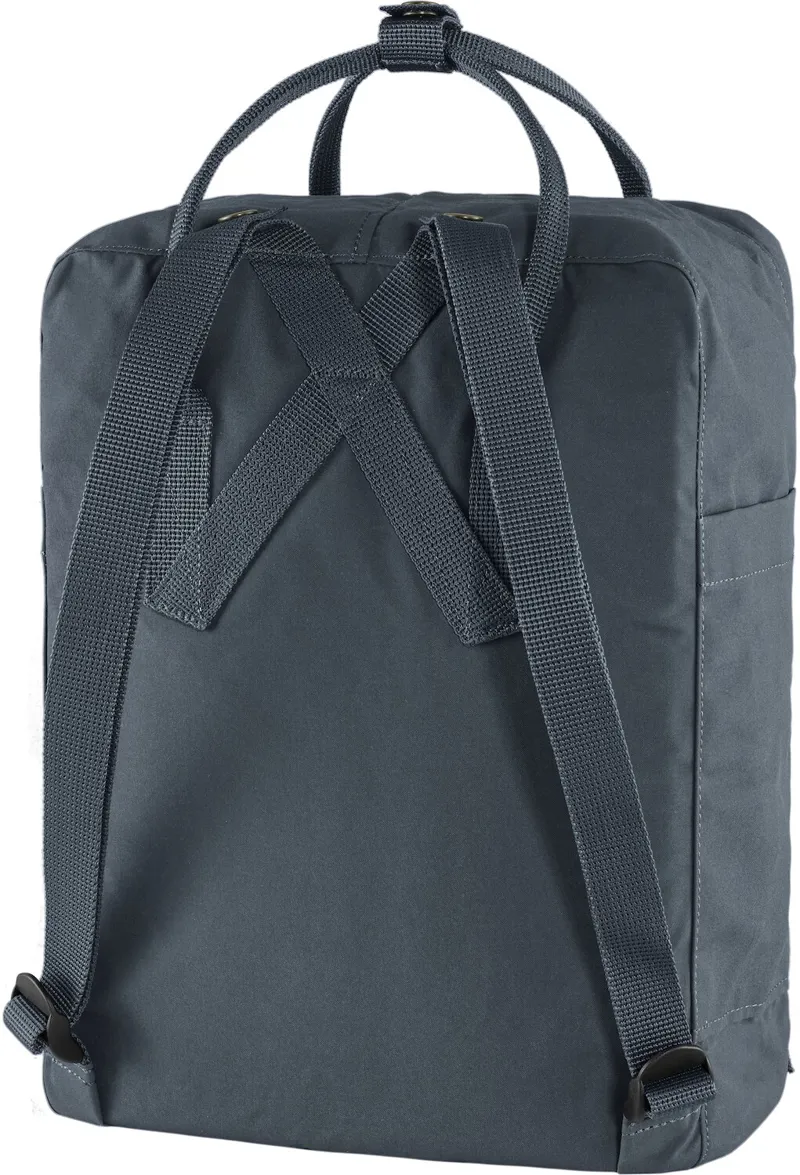 Fjallraven Kanken in Navy-1