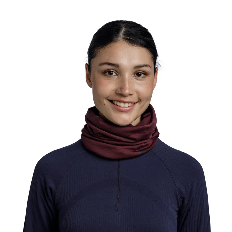 Buff Merino Lightweight Neckwear in Solid Garnet-4