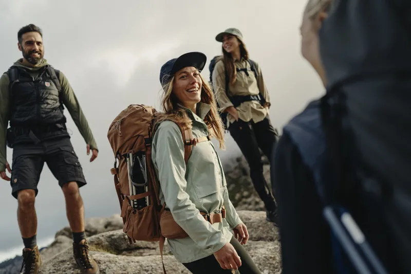 Fjallraven Vidda Pro Lite Shorts Mens in Fossil-8