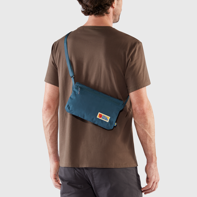 Fjallraven Vardag Pocket in Patina Green-3