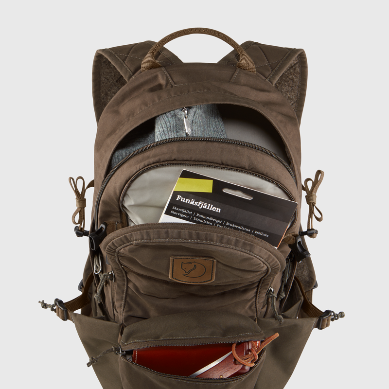 Fjallraven Lappland Hike 15 Backpack in Dark Olive-7