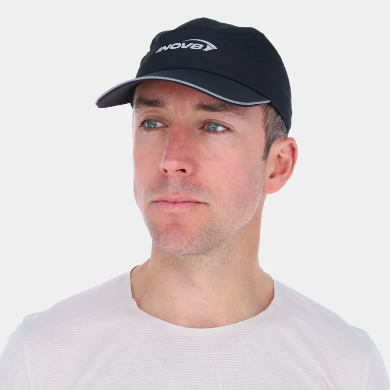Inov8 Active Lightweight Running Cap in Black