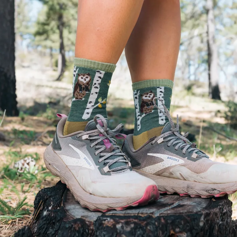 Darn Tough Critter Club Micro Crew LW With Cushion Womens in Owl Green-1