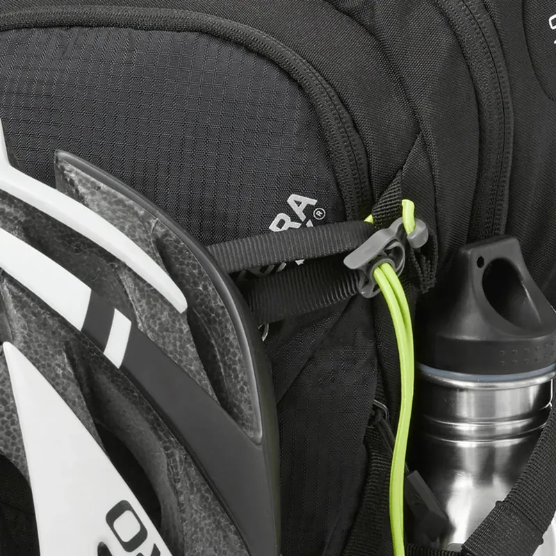Terra Peak Active 20L Daypack in Black-6