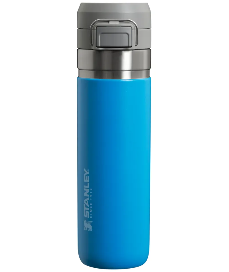 Stanley Quick-Flip Water Bottle 0.7L in Azure