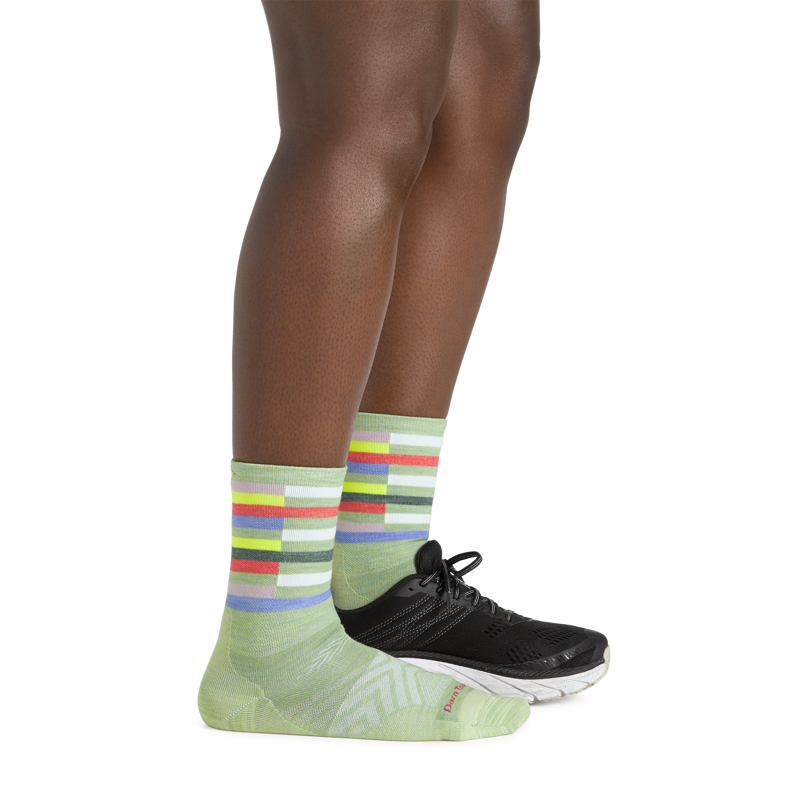 Darn Tough Relay Micro Crew Ultra Lightweight Womens in Mint-2