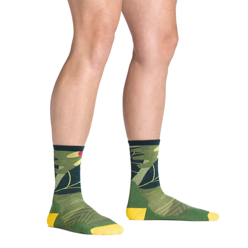 Darn Tough Run Wild Micro Crew Ultra-Lightweight Womens in Palm-2