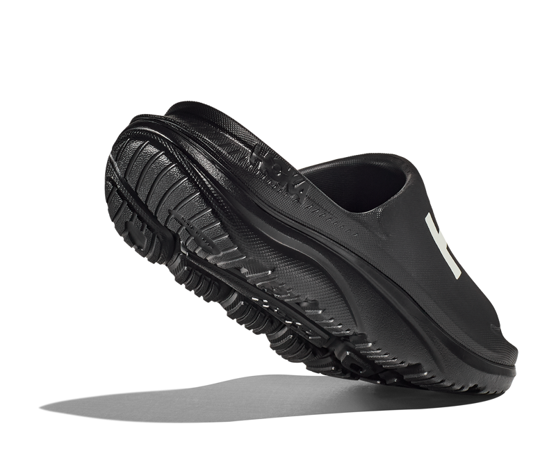 Hoka Ora Athletic Slide Unisex in Black/White-6