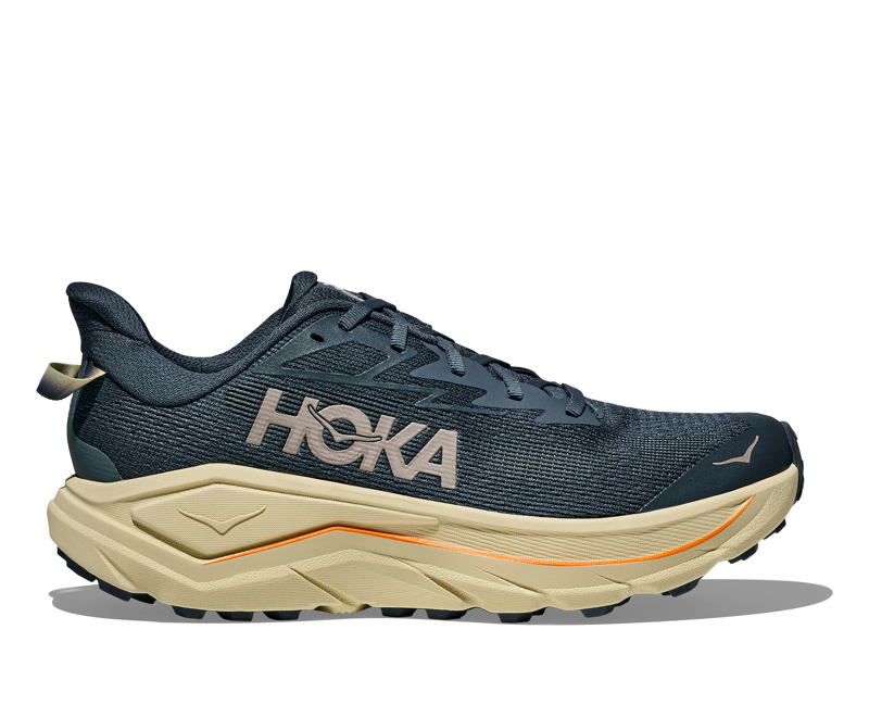 Hoka Challenger 8 Wide Mens in Faded Navy/Pampas Grass