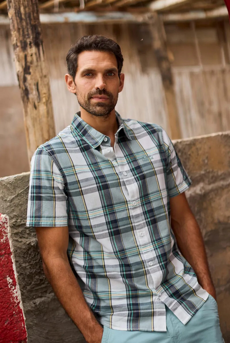 Weird Fish Judd Organic Short Sleeve Check Shirt Mens in Dusty White-6
