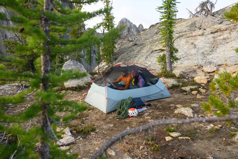 MSR Hubba Hubba LT 2 Person Tent in Olive Night-13
