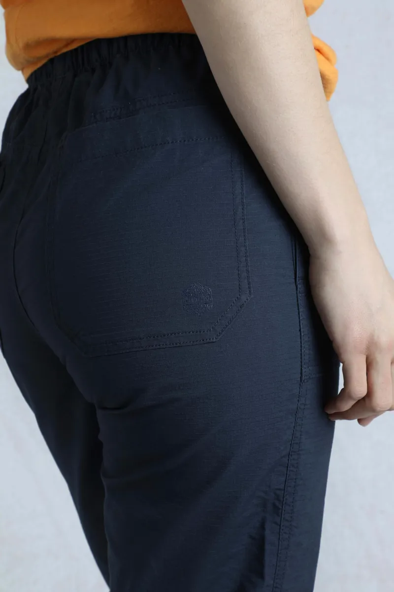 Weird Fish Anyar Ripstop Trousers in Navy-6