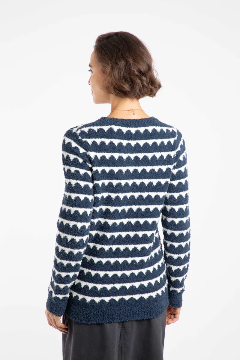 Weird Fish Tyla Cosy Knit Scalloped Jumper Womens in Navy-5