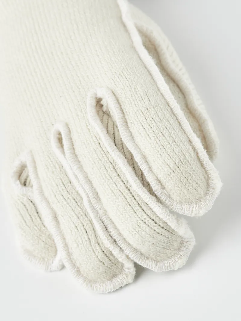 Hestra Wakayama Wool Liner 5 Finger Glove in Off White-2