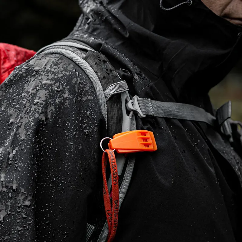 Lifesystems Hurricane Whistle-4