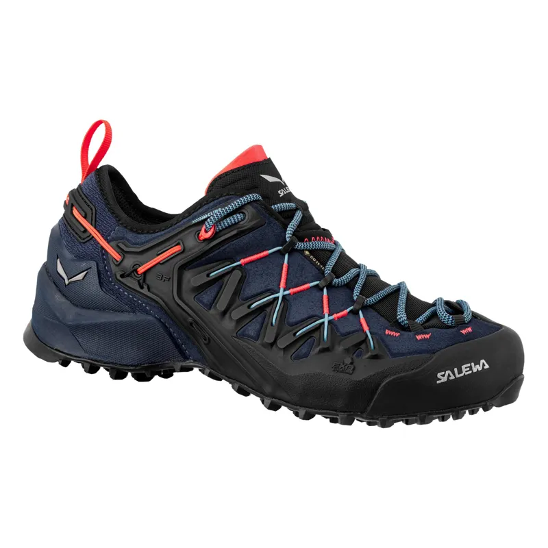 Salewa Wildfire Edge GTX Women's in Navy Blazer/Black