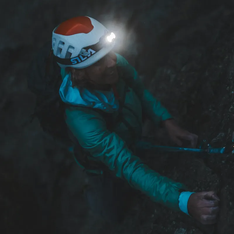 Silva Seek 600 Recharge Headtorch in Midnight-12