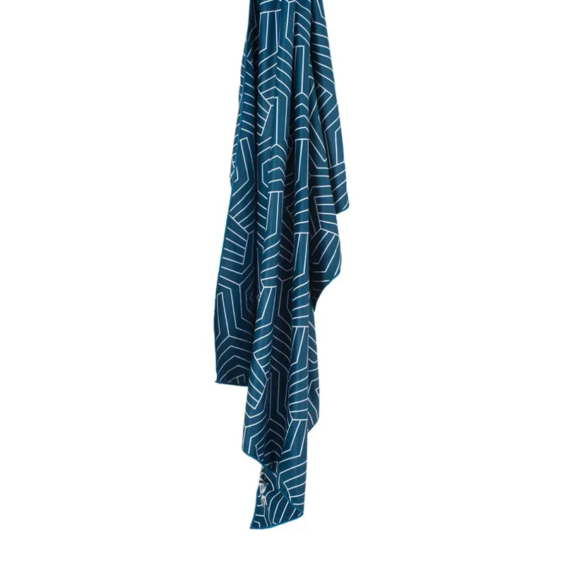 Lifeventure Recycled SoftFibre Trek Towel Giant in Geometric Navy-1