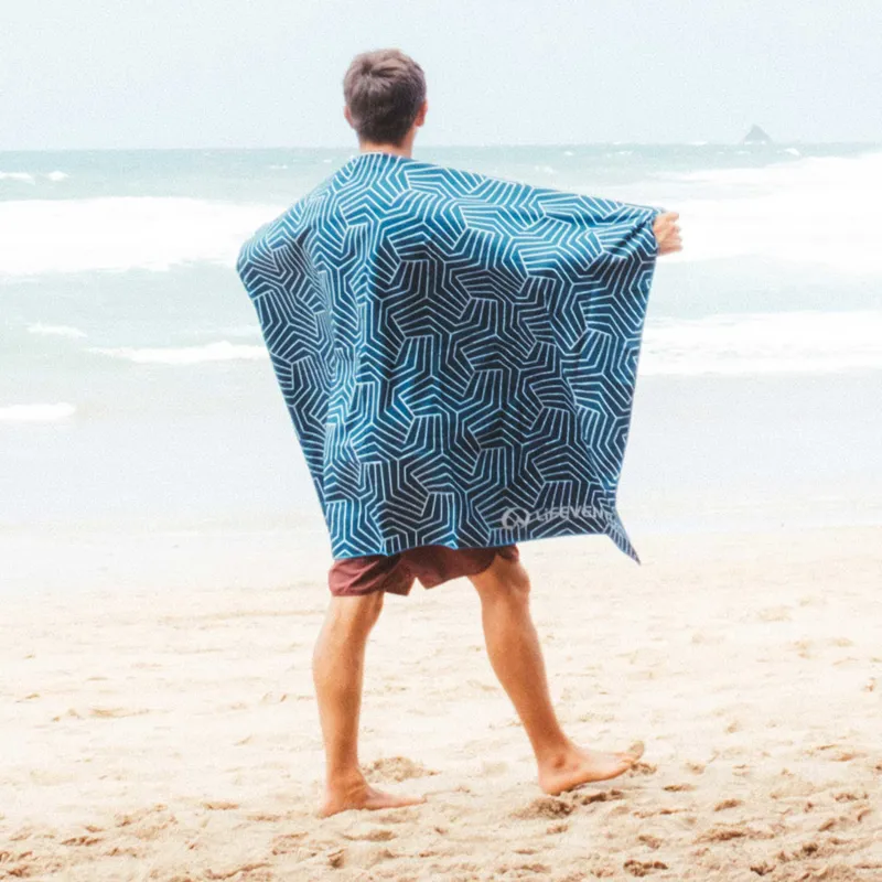 Lifeventure Recycled SoftFibre Trek Towel Giant in Geometric Navy-4