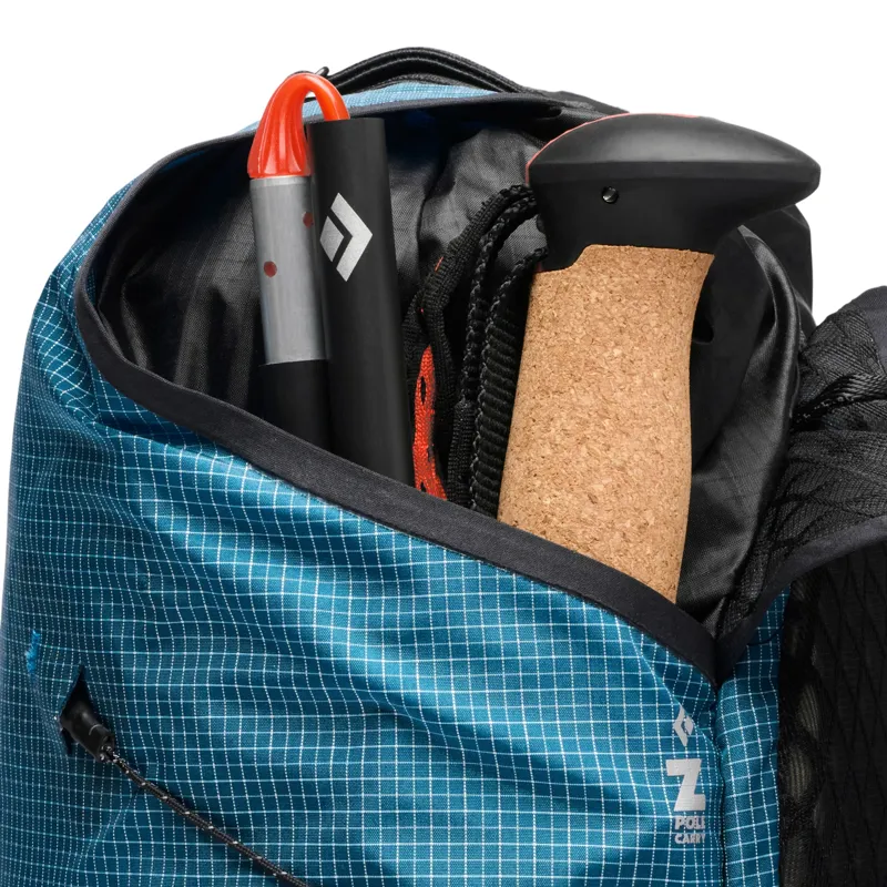 Black Diamond Distance 15 Backpack in Desert Sky-3