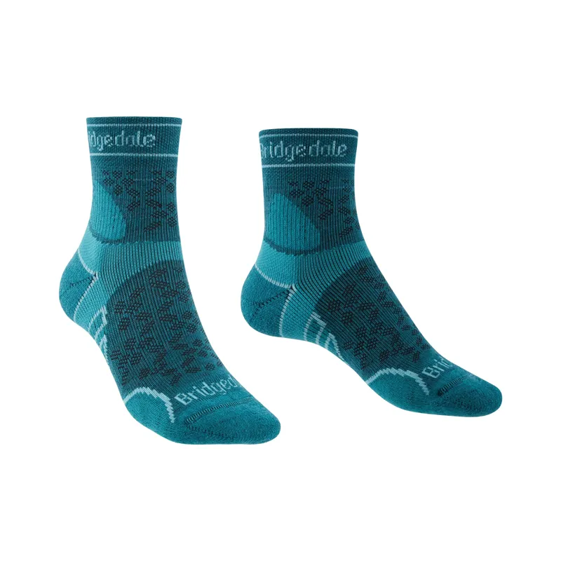 Bridgedale Trail Run Ultra Light T2 Merino Crew Socks Womens in Teal
