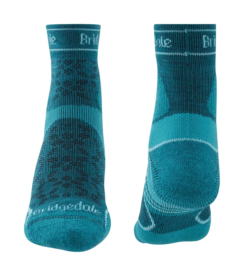 Bridgedale Trail Run Ultralight T2 Merino Crew Socks Womens in Teal-1
