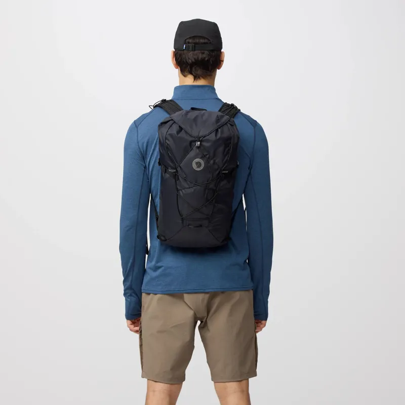 Fjallraven Abisko Hike Lite 20 Daypack M/L in Black-3