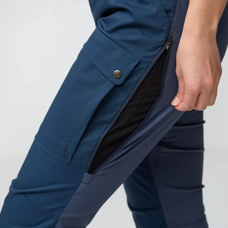 Fjallraven Abisko Hybrid Trail Trousers Womens in Laurel Green-7