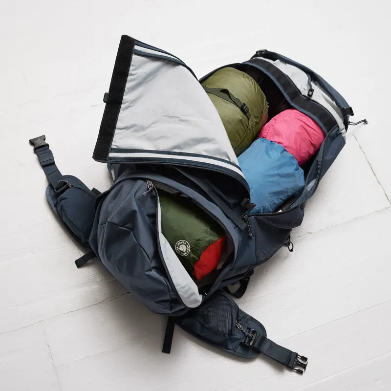 Fjallraven Abisko Trek 48 Rucksack Medium/Large in Black-3
