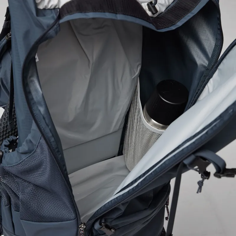 Fjallraven Abisko Trek 48 Rucksack Medium/Large in Black-4