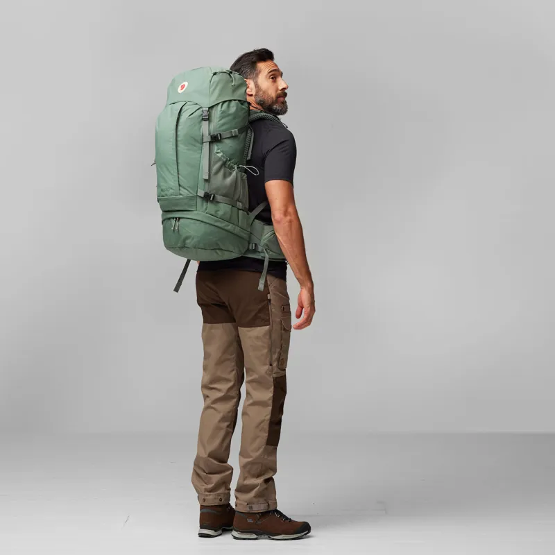 Fjallraven Abisko Trek 48 Rucksack Medium/Large in Black-10