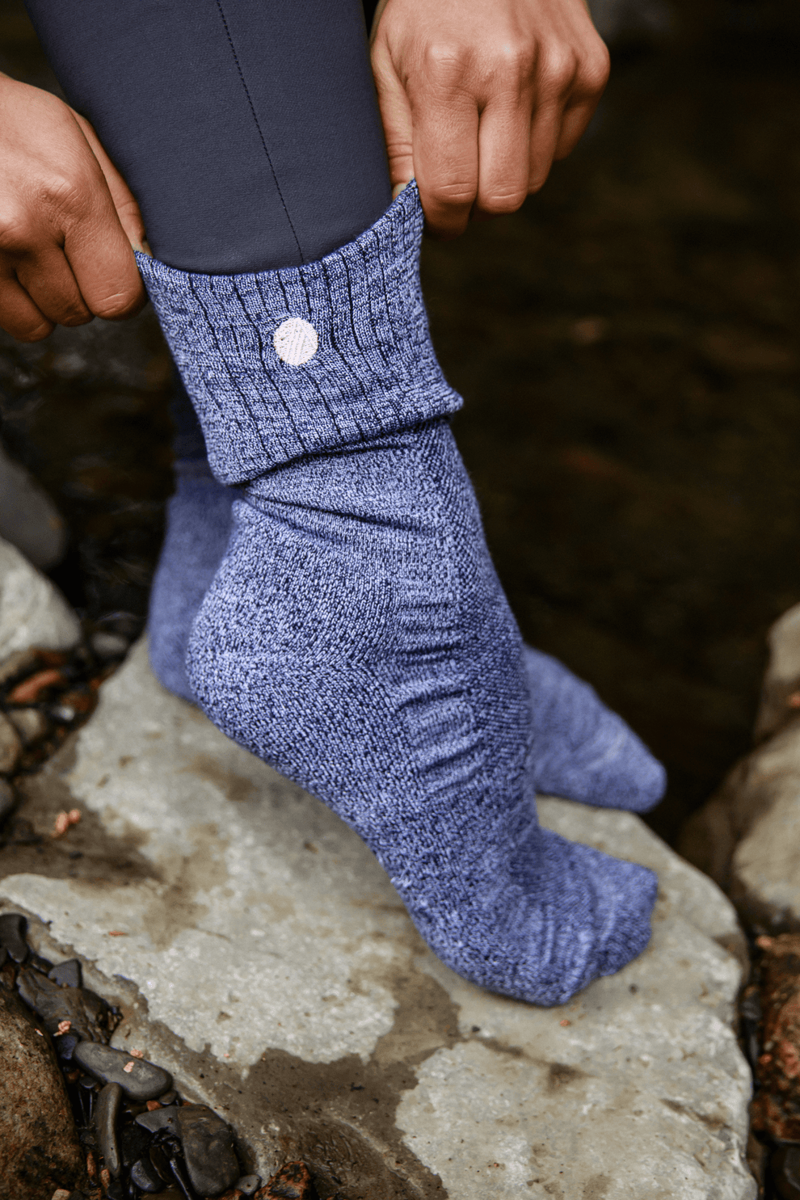 Acai Bamboo Hiking Socks Womens in Deep Navy-2