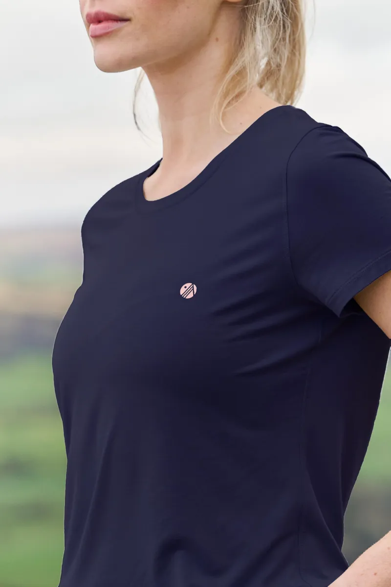 Acai On The Go Tee Womens in Deep Navy-4