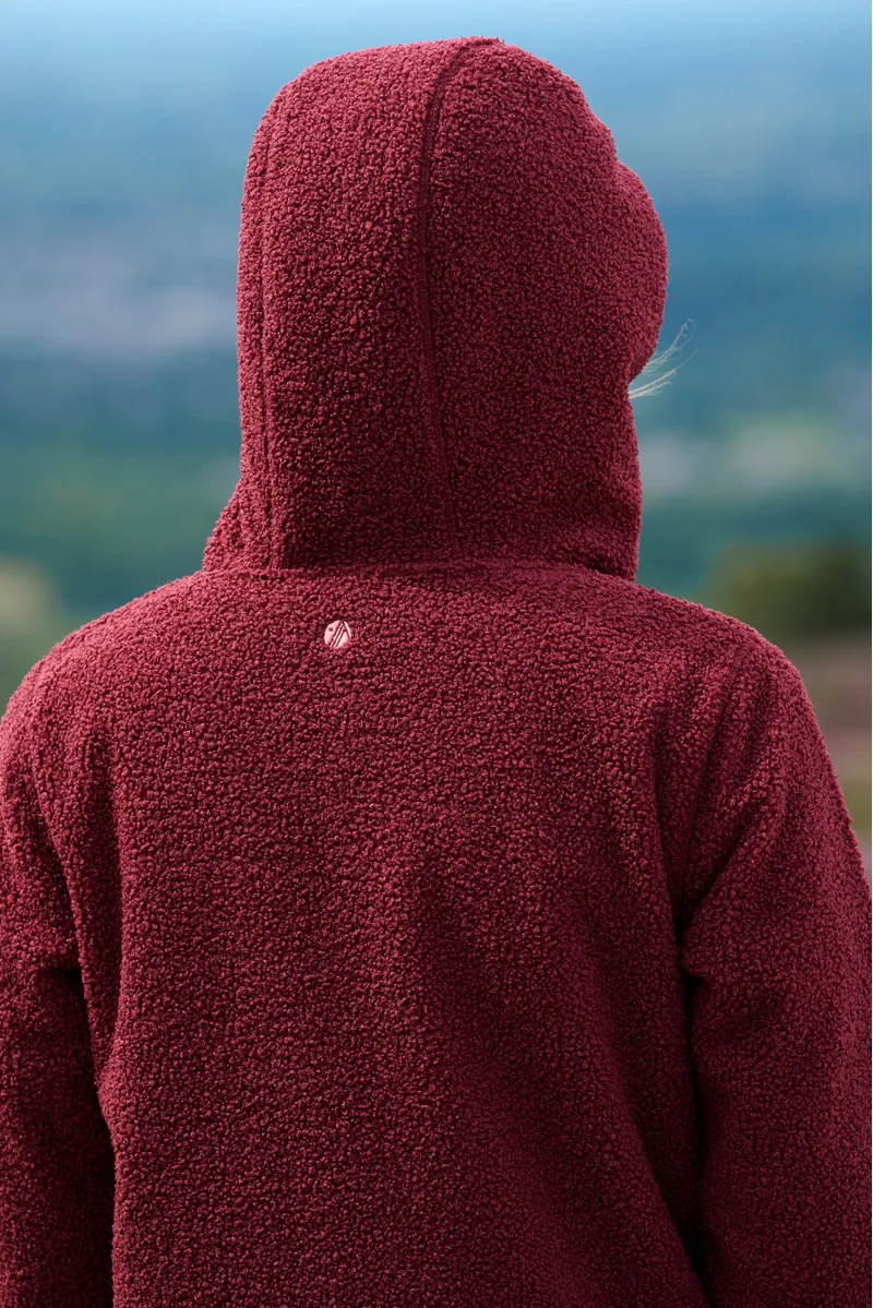 Acai Windproof Gale Fleece Womens in Cabernet-6
