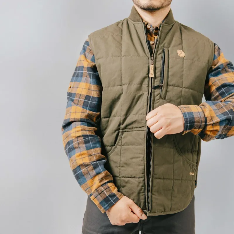 Fjallraven Grimsey Vest Mens in Dark Olive-8