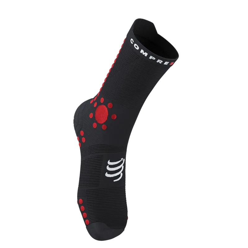 Compressport Pro Racing Socks v4.0 Trail in Black/Red-3
