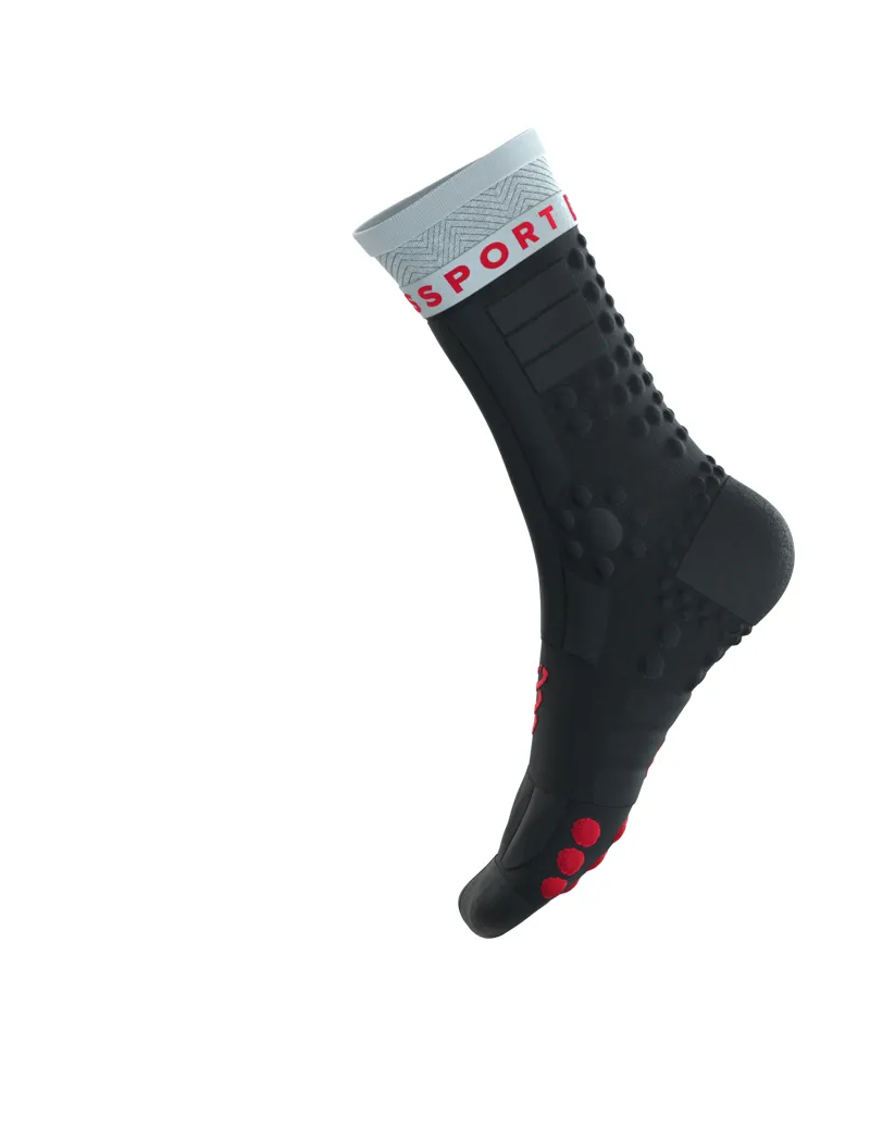 Compressport Pro Racing Socks Winter Trail in Black/Gray Violet-7