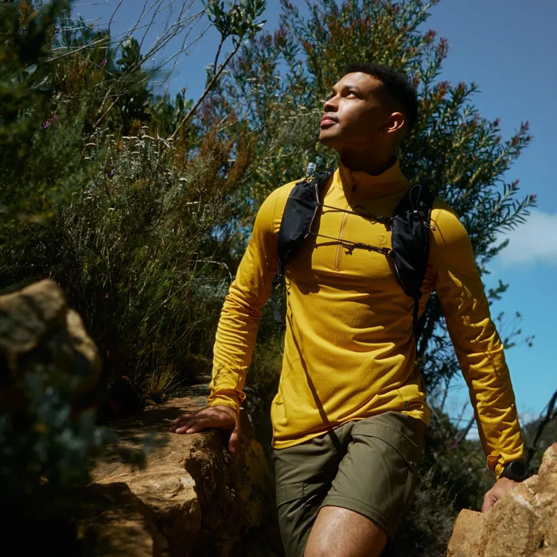 Fjallraven Abisko Hike Lite 20 Daypack M/L in Black-10