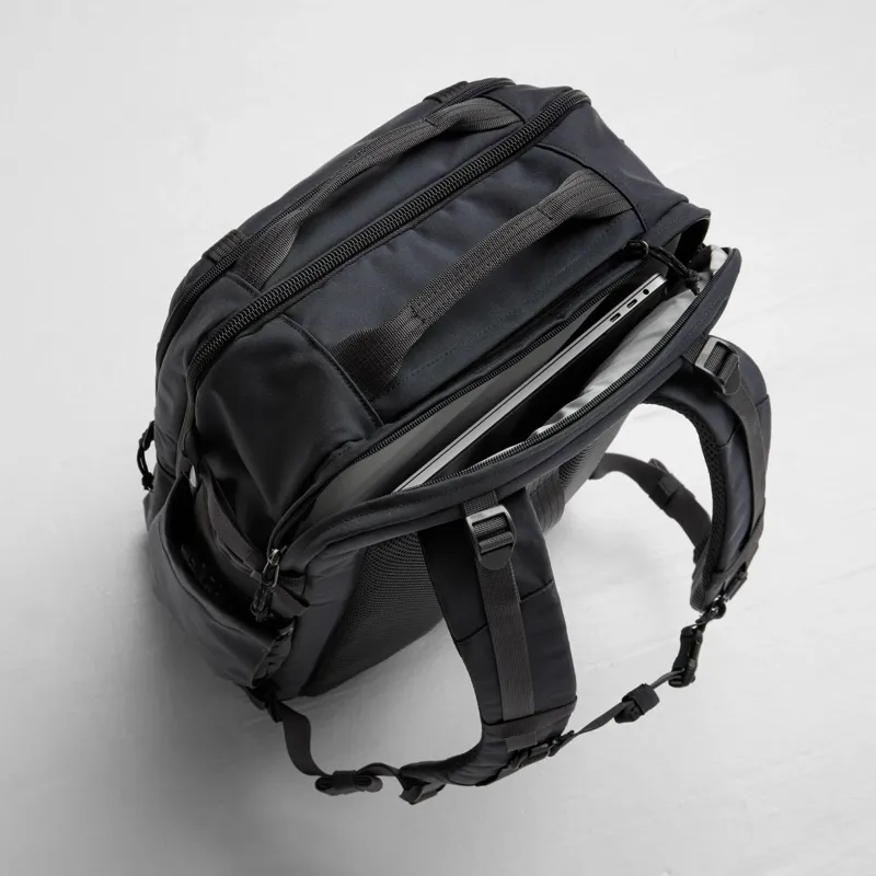 Fjallraven Farden Carry-On Pack in Navy-6