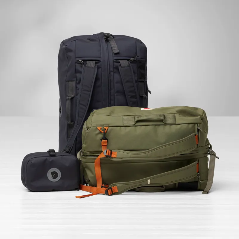 Fjallraven Farden Necessity Bag in Coal Black-7