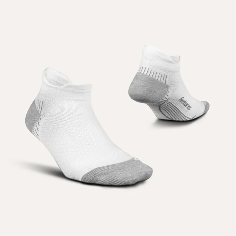 Feetures PF Relief Light Cushion Tab in White-1