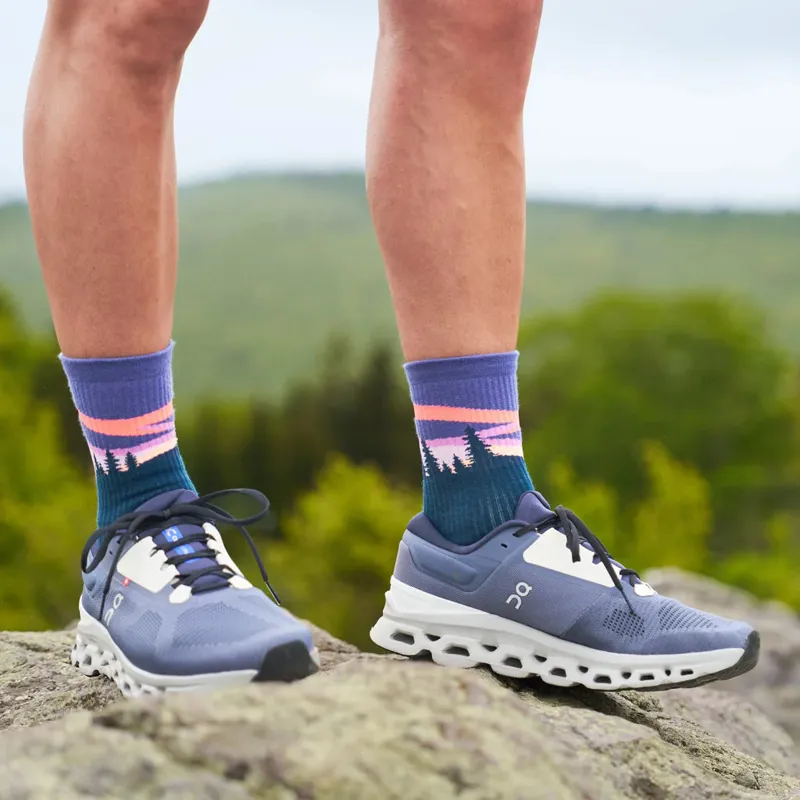 Feetures Trail Max Cushion Mini Crew in Purple Aurora-3