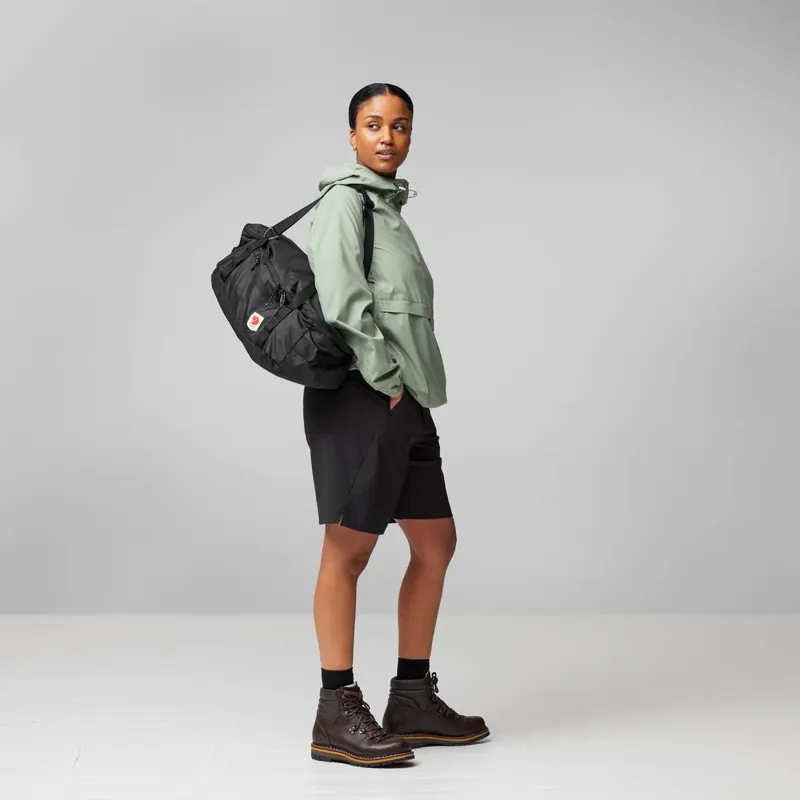Fjallraven High Coast Duffel 22 in Black-4