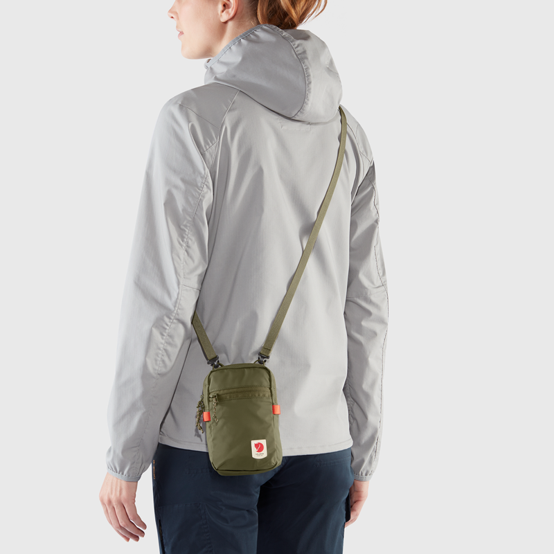 Fjallraven High Coast Pocket in Sunset Orange-9