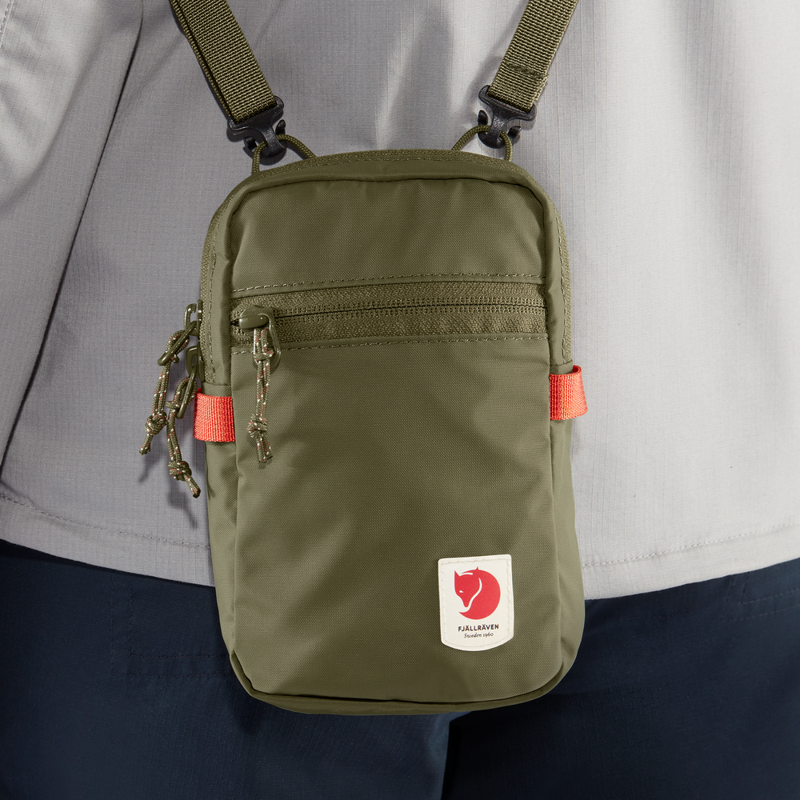 Fjallraven High Coast Pocket in Sunset Orange-7