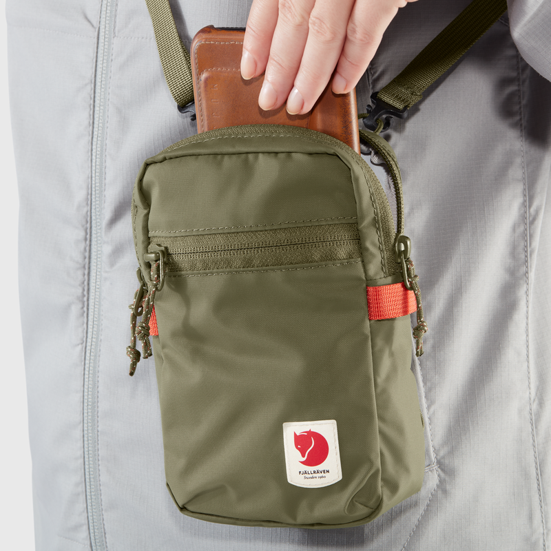 Fjallraven High Coast Pocket in Sunset Orange-6
